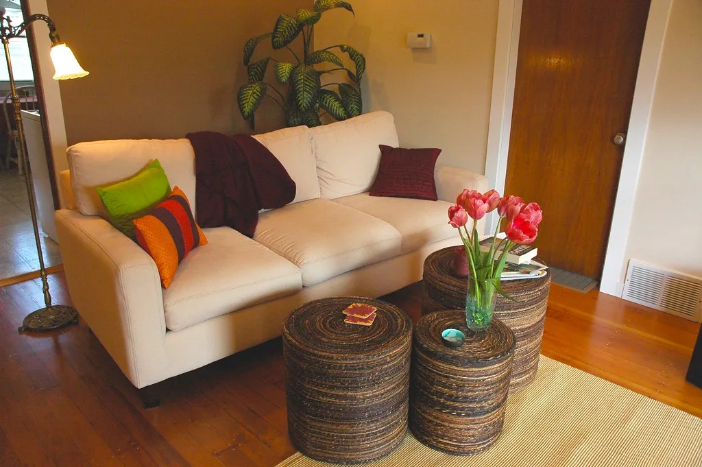 Interior de vivienda con acabados de remodelación